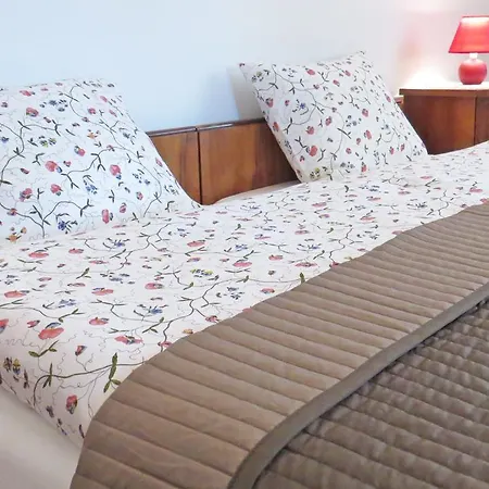 Tarjanyi Vendeghaz *